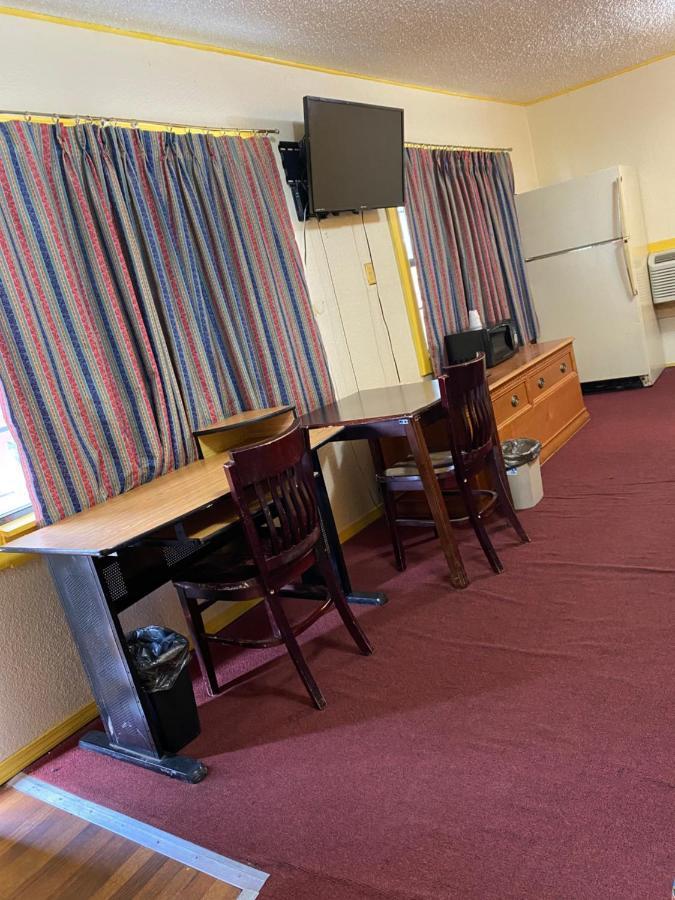 Madill Inn Madill