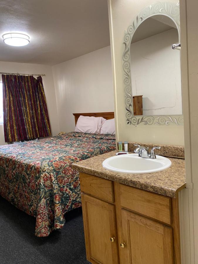 Madill Inn Madill